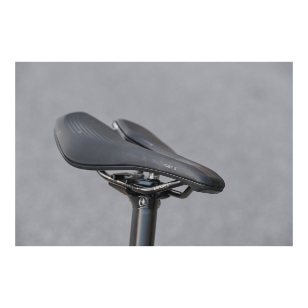 Sadul GIANT Fleet SL must - Pilt 5