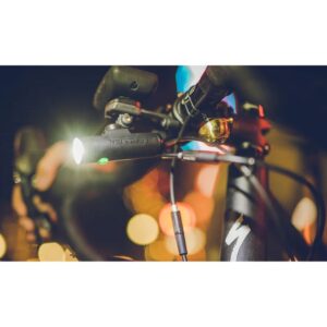 Lezyne Classic Drive 700XL LED esituli, must - Pilt 3