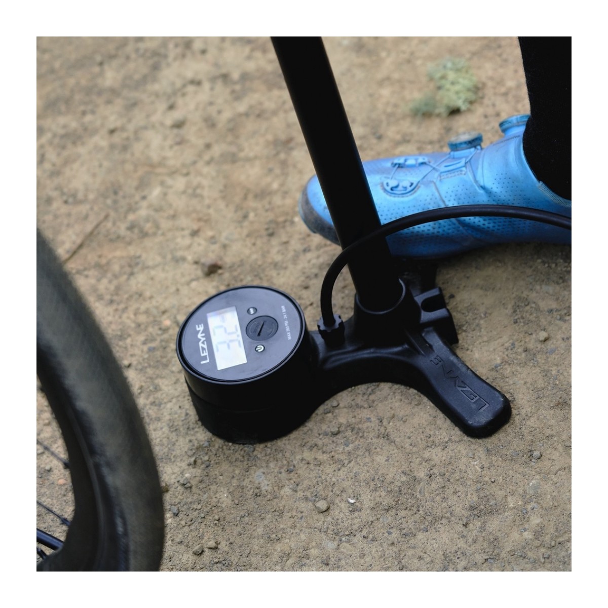 Lezyne Gravel Digital Drive põrandapump, must - Pilt 2